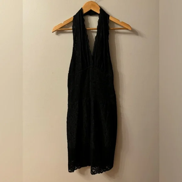 Nicole Miller | Dresses | Nicole Miller Black Lace Halter Dress Size 2 |  Poshmark